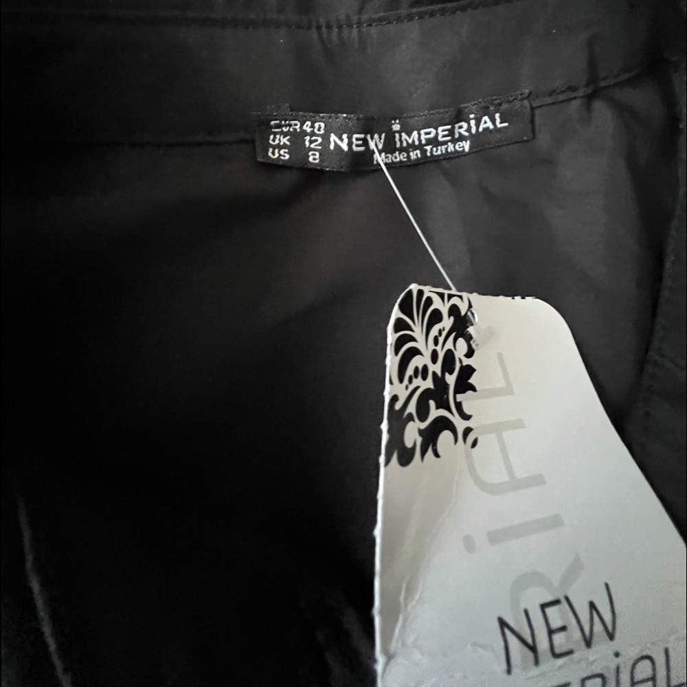 Beautiful brand new blouse - Picture 8 of 8